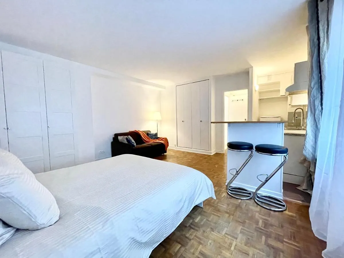 Tour Eiffel - Seine Apartment Paris